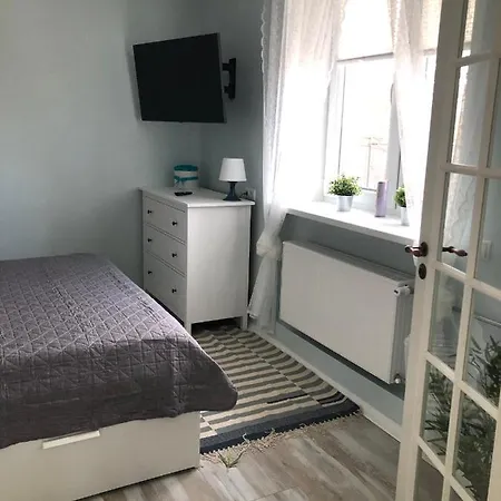 Apartment Niine 12 *