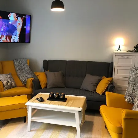 Niine 12 Apartment *